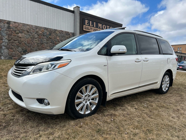 2017 Toyota Sienna XLE LIMITED AWD DUAL SUNROOF NAVI DVD BSM in Cars & Trucks in City of Toronto