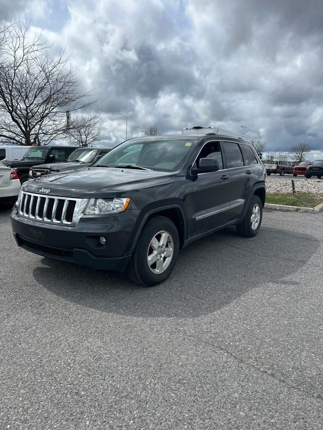 2011 Jeep Grand Cherokee LAREDO | 4X4 | 3.6L V6 | NO ACCIDENTS | in Cars & Trucks in City of Toronto