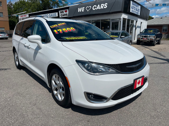 2017 Chrysler Pacifica Touring-L Plus NAVI BT REV CAM LEATHER in Cars & Trucks in City of Toronto
