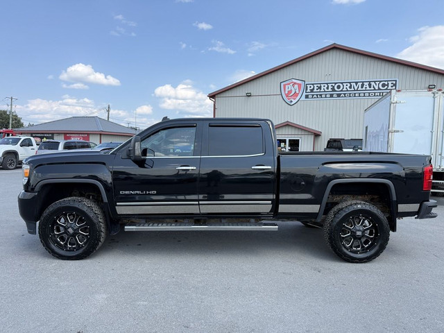 2015 GMC Sierra 3500HD 4WD Crew Cab 153.7 Denali in Cars & Trucks in Belleville - Image 4