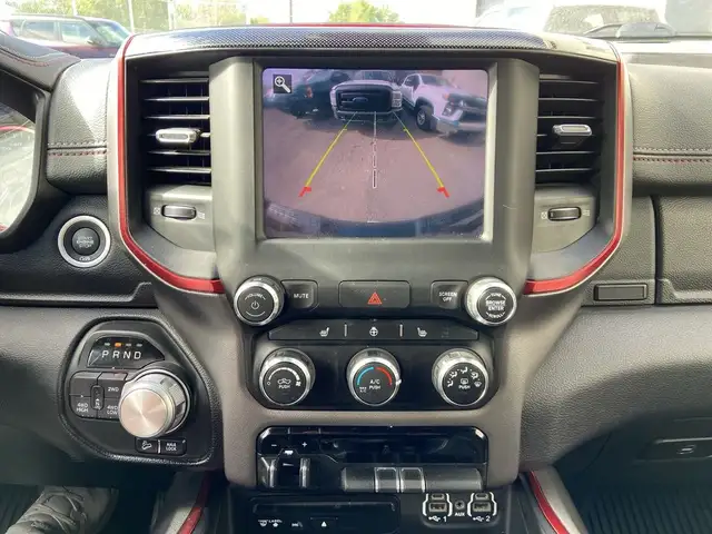 2019 Ram 1500 Rebel 4x4 Quad Cab 6'4 Box dans Autos et camions dans Calgary - Image 21