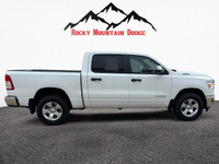 BIG BIG SAVINGS ON THIS 2023 RAM 1500 CREWCAB! THIS TRUCK COMES WITH A 5.7 V8 HEMI, BIGHORN OPTION P... (image 5)