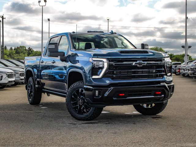2025 Chevrolet Silverado 3500HD LTZ | Tonneau Cover in Cars & Trucks in Edmonton - Image 2