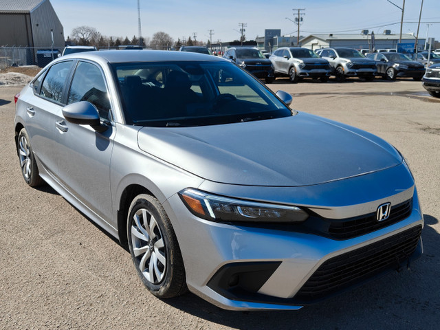 2022 Honda Civic Sedan LX/HEATED SEATS/BACKUP CAM/APPLE CAR PLAY in Cars & Trucks in Prince Albert - Image 3