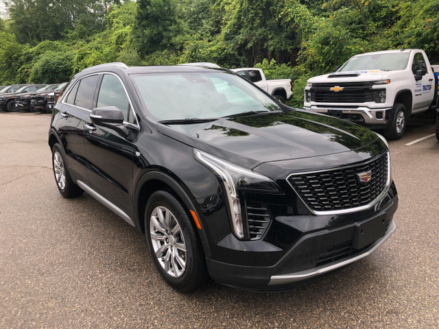 2022 Cadillac XT4 AWD Premium Luxury in Cars & Trucks in London - Image 3