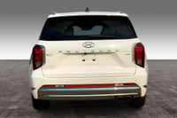 3.8 L 6 Cyl Engine Vehicle Options: Leather Interior, Panoramic Roof, Heads-up Display, Adaptive Cru... (image 3)