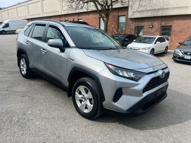 2021 Toyota RAV4 Hybrid LE AWD, ONE OWNER, NO ACCIDENT in Cars & Trucks in City of Toronto - Image 3