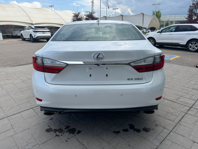 2016 Lexus ES 350 TOURING / ZERO ACCIDENTS / DEALER SERVICED in Cars & Trucks in Calgary - Image 3