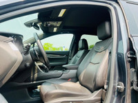 Year: 2020 Make: Cadillac Model: XT5 Trim: Luxury AWD Engine: 3.6L V6 Transmission: 9-Speed Automati... (image 7)