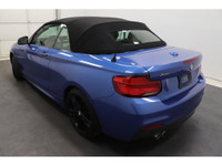 +Sièges en cuir / Leather interior +Sièges chauffants / Heated seats +Bluetooth +Caméra de recul / B... (image 5)