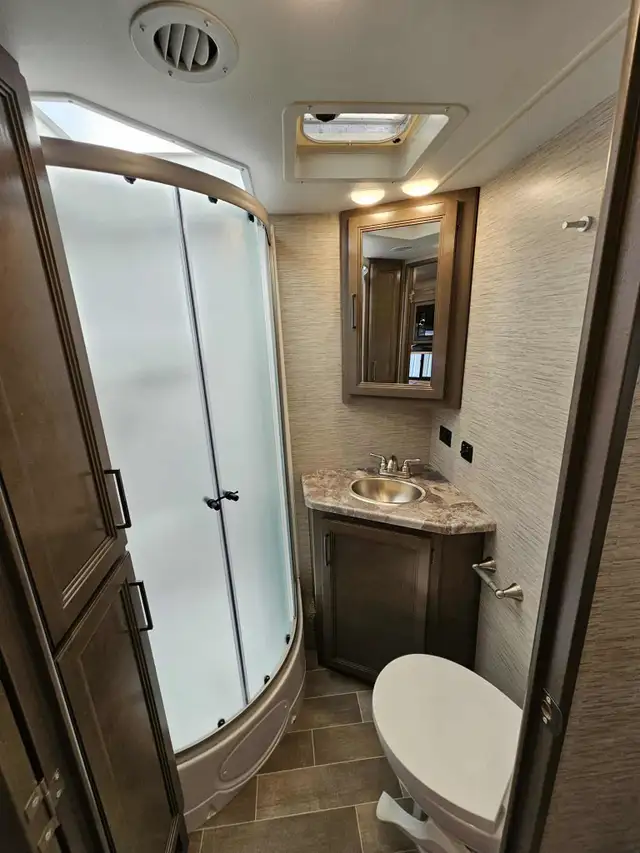 2022 Thor Chateau 31WV in RVs & Motorhomes in Moncton - Image 17