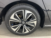 // SÉCURITAIRE ET BIEN ÉQUIPÉ // // TOIT OUVRANT // // DÉMARREUR À DISTANCE //La Honda Civic EX-T 20... (image 8)