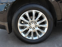 ADVANCED SAFETY FEATURES »» Rearview camera for safer reversing and parking »» Comprehensive airbag... (image 7)