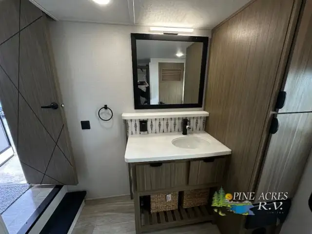 2025 Forest River RV Wildwood Grand Lodge 44VIEW in Travel Trailers & Campers in Truro - Image 11