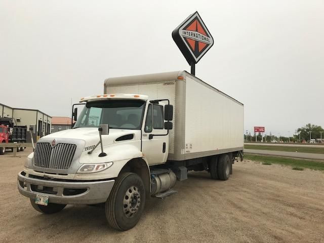 2019 International 4300 4x2, Used Dry Van in Heavy Trucks in Regina