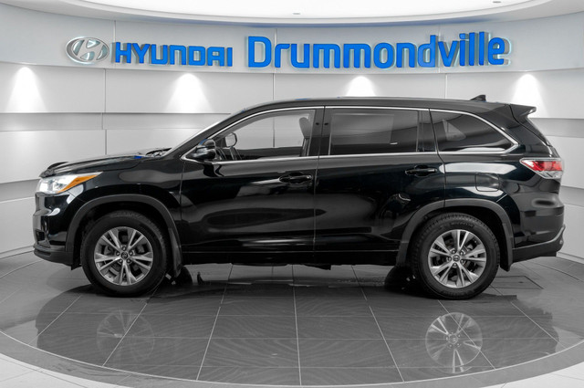 TOYOTA HIGHLANDER LE AWD 2016 + CAMERA + A/C + MAGS + CRUISE + W in Cars & Trucks in Drummondville - Image 2