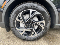 The 2025 Nautilus is a new take on the midsize favourite Lincoln. The front end and signature grill... (image 2)