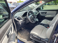 This 2017 CR-V LX comes equipped with AWD, Collision Mitigation Braking System, Forward Collision Wa... (image 5)