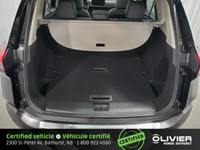 -AWD -Fog Lights -Mag Wheels -Roof Rails -Power Liftgate -Power Seats -Memory Seats -Leather Seats -... (image 7)