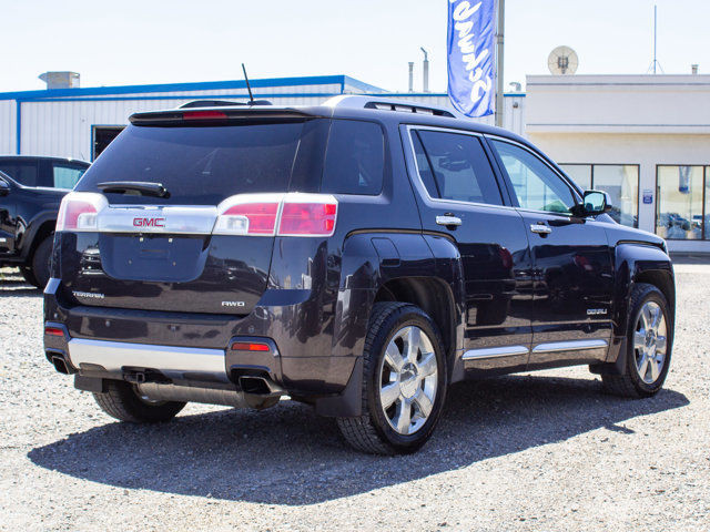2015 GMC Terrain Denali w/Safety Package & Power Sunroof 3.6L V6 in Cars & Trucks in Edmonton - Image 4