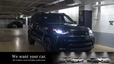 This Land Rover Discovery has a dependable Intercooled Turbo Gas/Electric I-6 3.0 L/183 engine power...