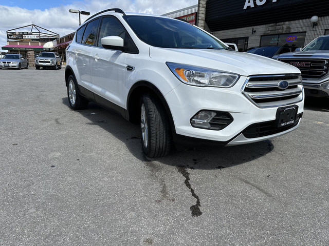 2018 Ford Escape SE 4WD in Cars & Trucks in Markham / York Region - Image 3