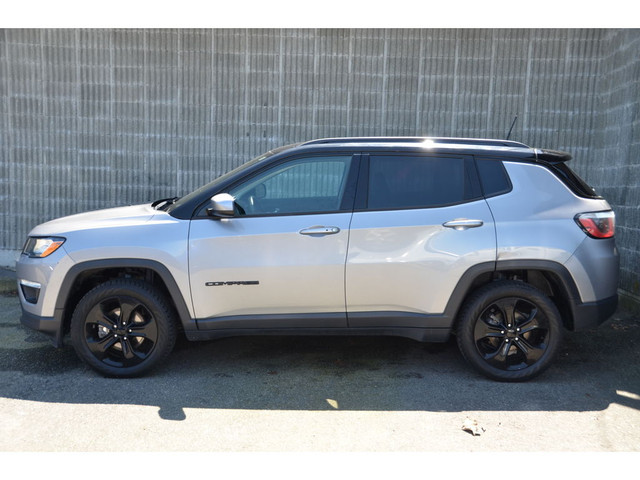 2018 Jeep Compass Altitude 4x4 in Cars & Trucks in Burnaby/New Westminster - Image 2