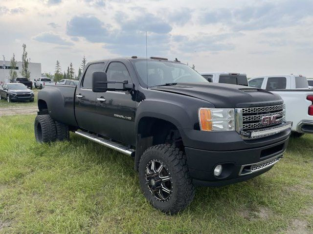 2014 GMC Sierra 3500HD Denali 6.6L in Cars & Trucks in Strathcona County - Image 2