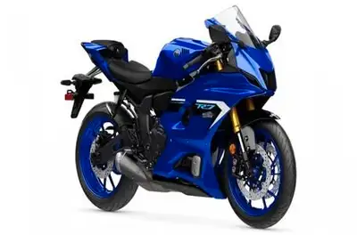 Engine Type: In-Line Displacement: 42 cu. in. (689 cc) Bore and Stroke: Bore: 3.15 in. (80 mm); Stro...