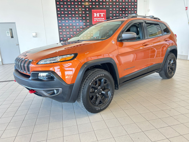 2016 Jeep Cherokee Trailhawk Appelez 450-477-0555 in Cars & Trucks in Laval / North Shore