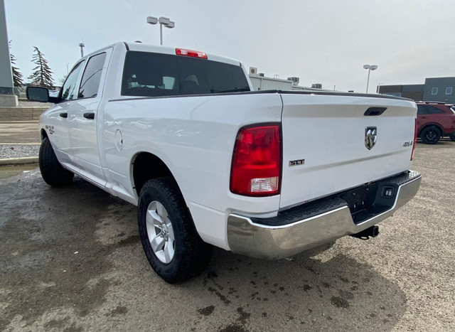 2022 Ram 1500 Classic SLT 4x4 |Alloy Rims | Backup Camera | Seat in Cars & Trucks in Red Deer - Image 4