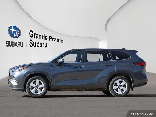 2023 Toyota Highlander LE | Bluetooth | 3rd Row | AWD in Cars & Trucks in Grande Prairie - Image 2