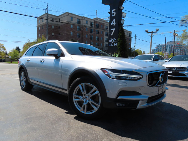 2018 Volvo V90 Cross Country T5 AWD - Wagon - Navigation System  in Cars & Trucks in Oakville / Halton Region - Image 2