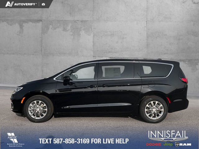 2026 Chrysler Pacifica Select in Cars & Trucks in Red Deer - Image 4