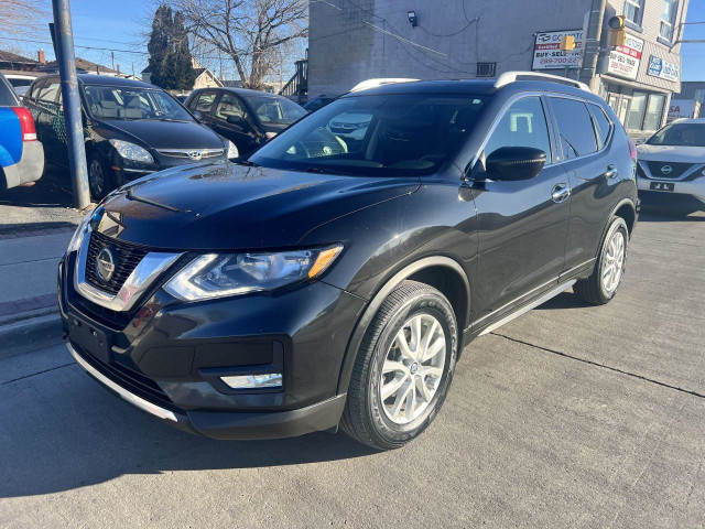  2018 Nissan Rogue AWD SV in Cars & Trucks in Hamilton - Image 2