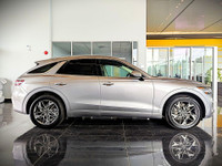 Comes equipped with: Power Trunk, Power Mirrors, Sunroof , Load Bearing Exterior Rack, Remote Igniti... (image 4)
