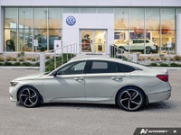 This Honda Accord Sedan delivers a Intercooled Turbo Regular Unleaded I-4 2.0 L/122 engine powering... (image 1)