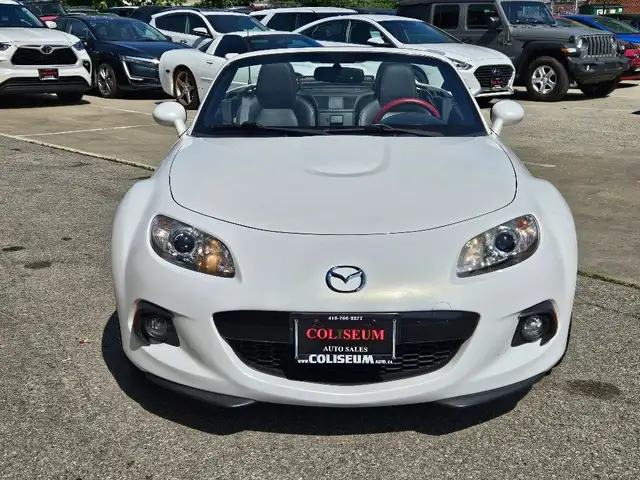 2013 Mazda MX-5 GT-HARD TOP CONVERTIBLE-6 SPEED dans Autos et camions dans Ville de Toronto - Image 14