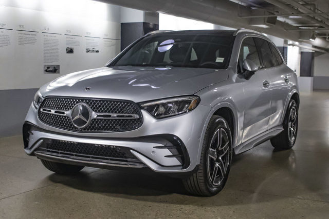 2025 Mercedes-Benz GLC GLC 300 4MATIC SUV in Cars & Trucks in Edmonton - Image 4
