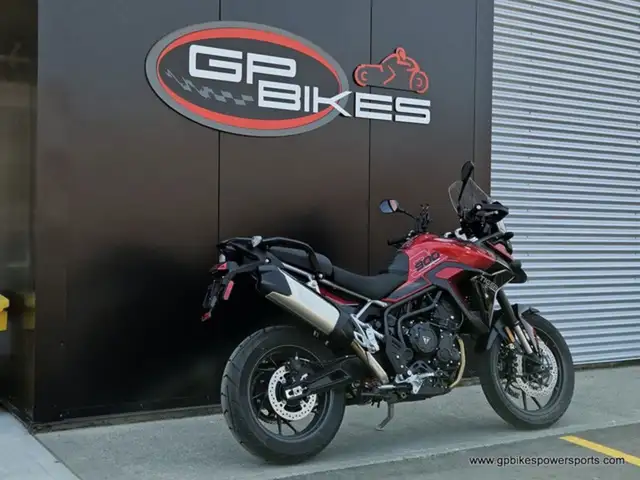 2025 Triumph Tiger 900 GT Pro Carnival Red Sapphire Black in Street, Cruisers & Choppers in Oshawa / Durham Region - Image 4
