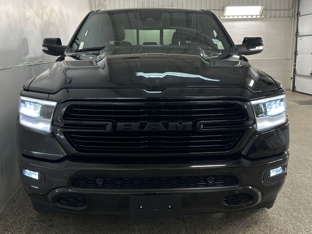 2022 RAM 1500 Sport SPORT/4WD/CREW/22" WHEELS/BLACK/OFF 1 OWN... in Cars & Trucks in Belleville - Image 3