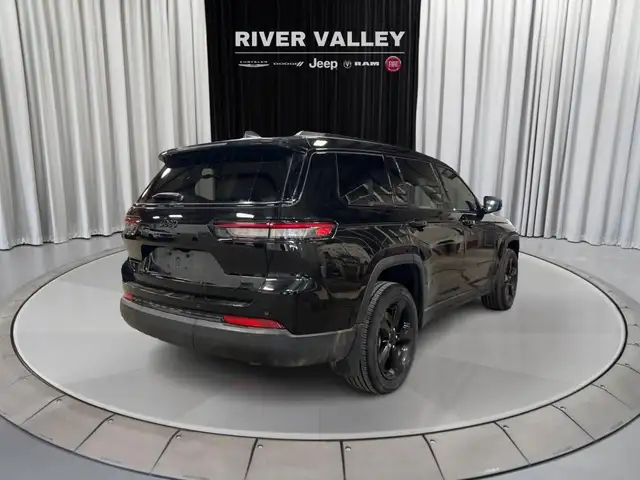 2024 Jeep Grand Cherokee L in Cars & Trucks in Strathcona County - Image 4
