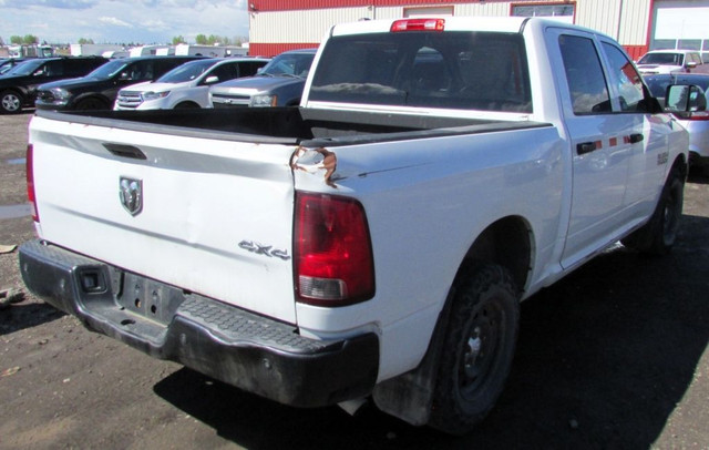 2014 Ram Ram Pickup 1500 in Cars & Trucks in Calgary - Image 4