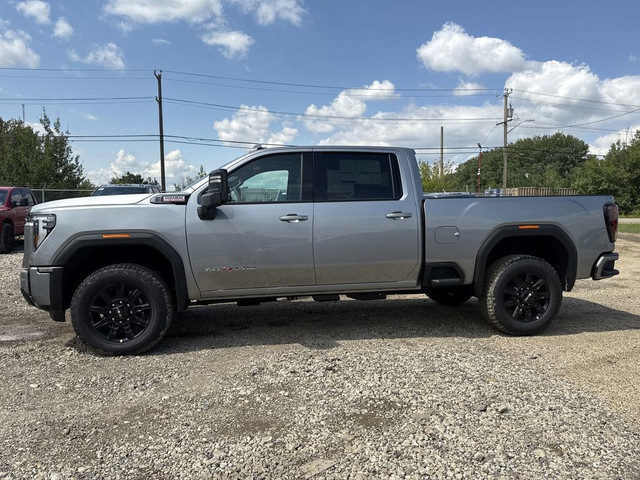2025 GMC Sierra 3500HD AT4 in Cars & Trucks in Edmonton - Image 4