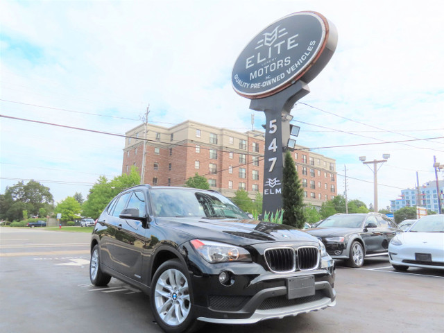 2015 BMW X1 XDRIVE28i AWD - NAVI - LEATHER - MOONROOF !!! in Cars & Trucks in Oakville / Halton Region