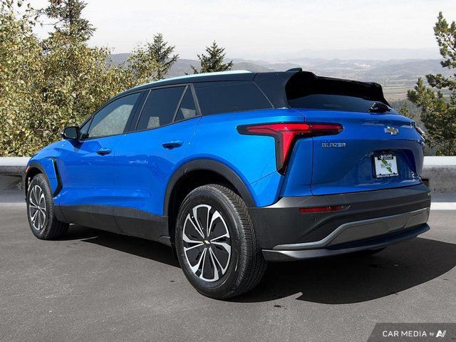 2025 Chevrolet Blazer EV AWD LT | All Weather Floor Liners in Cars & Trucks in Cowichan Valley / Duncan - Image 3