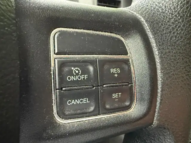 2018 RAM 1500 SXT CREW CAB 4X4 | REARVIEW CAM | HEMI V8 in Cars & Trucks in Ottawa - Image 22