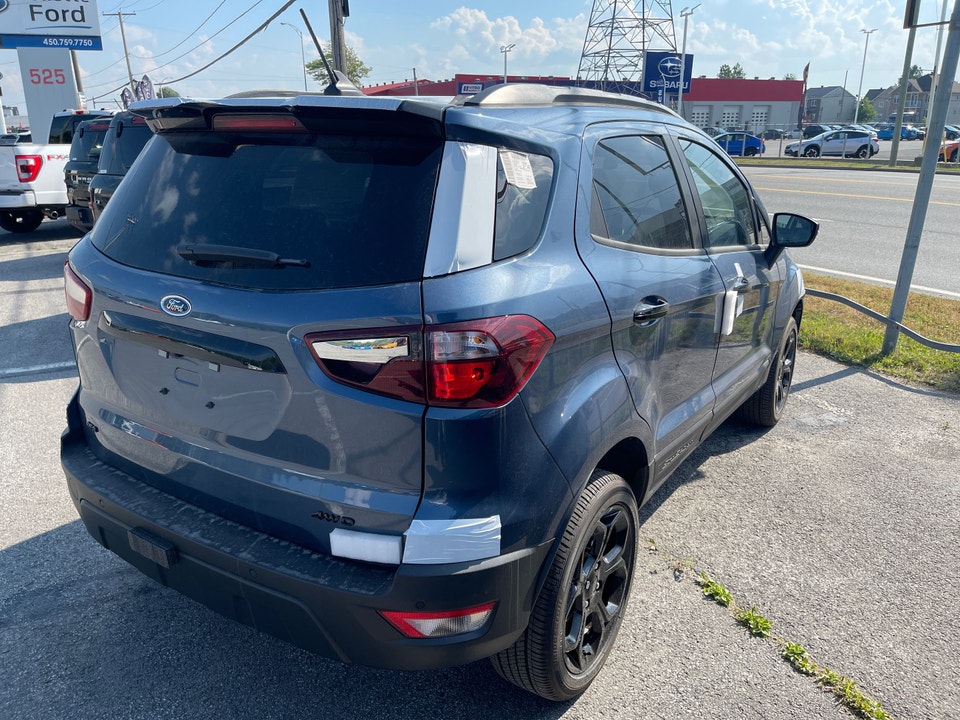 2022 Ford EcoSport SES
