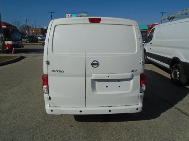 2018 Nissan NV200 Compact Cargo SV in Cars & Trucks in City of Toronto - Image 4