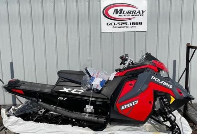 2024 Polaris 850 Indy XC 137 Indy Red in Snowmobiles in Ottawa